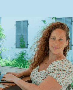 שרה פרי